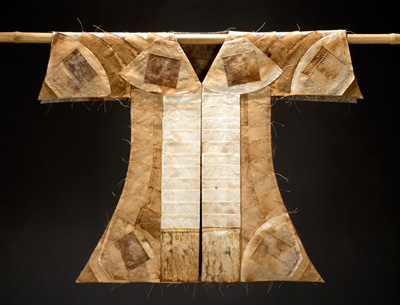 Kimono made from coffee filters 7